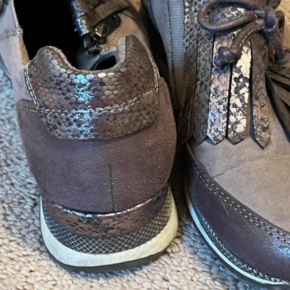 Marco Tozzi Metallic Zip Up shoe - Loafer with sneaker style size 37 - Picture 5 of 6